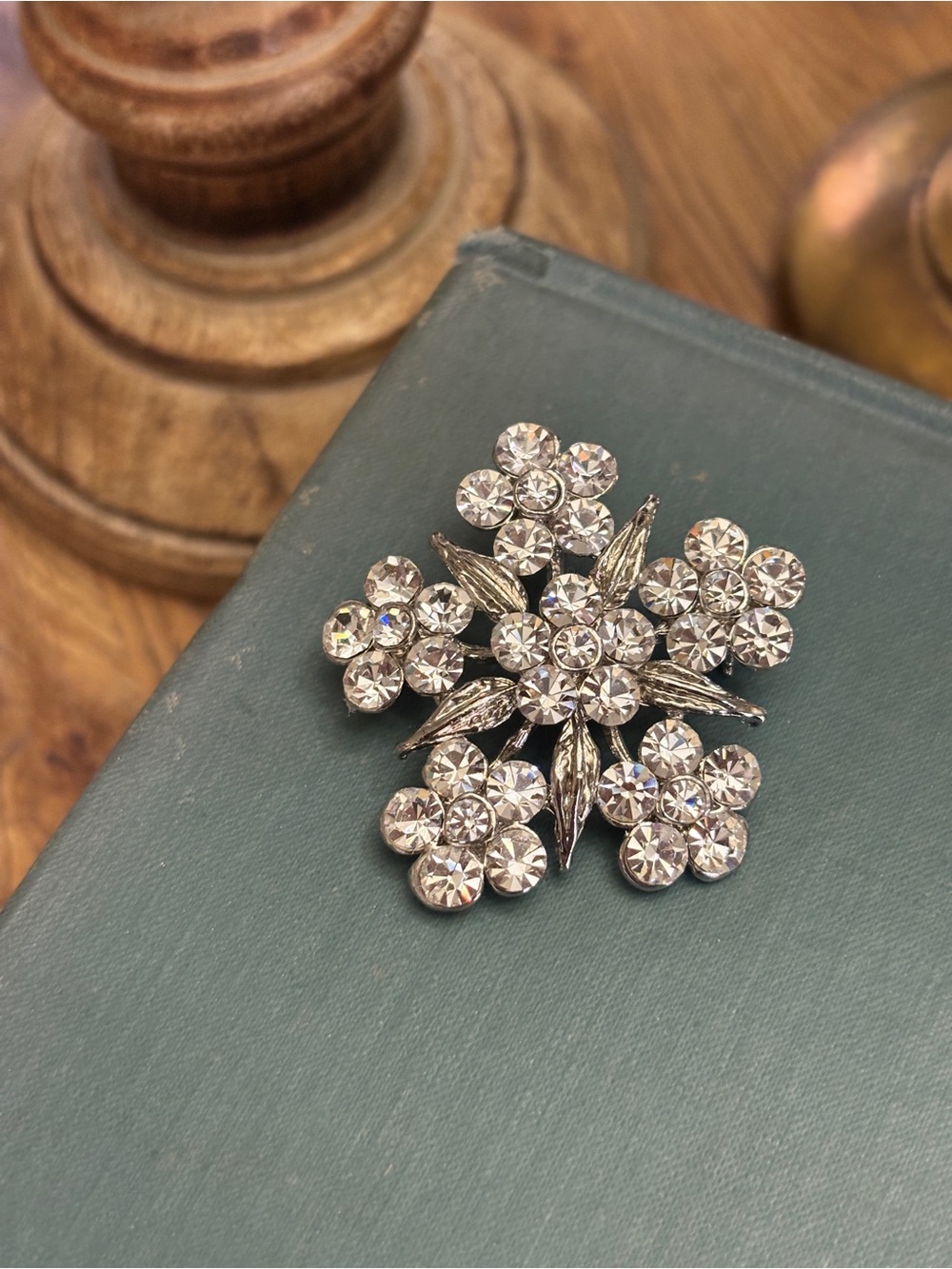 Vintage Rhinestone Brooch